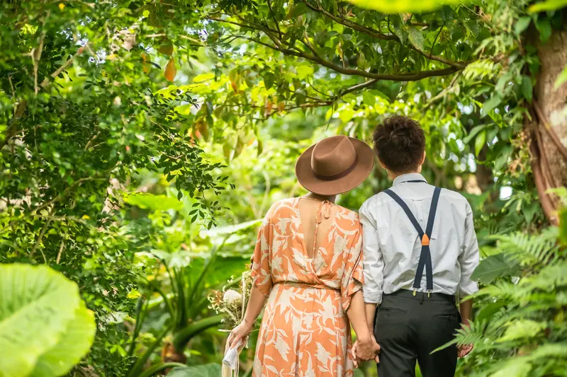 沖縄フォトウェディング 東南植物楽園 ガーデン カジュアルウェア 前撮り